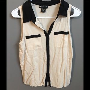 Tank top with collar